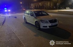 Внаслідок ДТП у Львові травмувалися дві місцеві мешканки на самокаті
