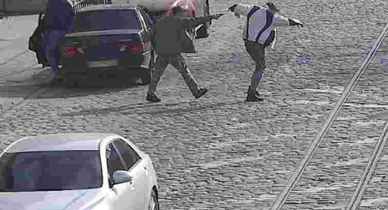 Поліція затримала 44-річного військового, який влаштував стрілянину у Львові