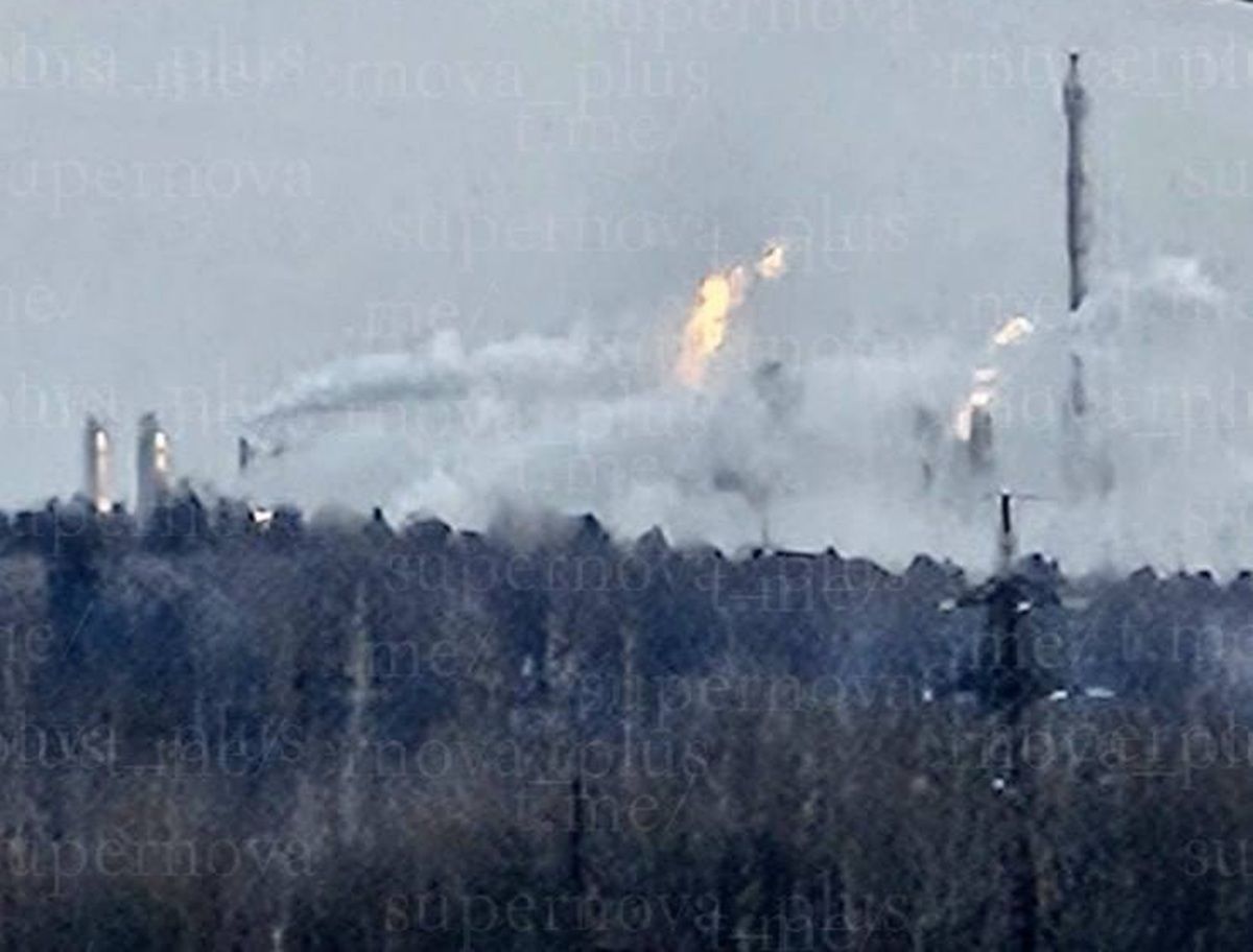 Безпілотники вночі атакували Новгородську область РФ
