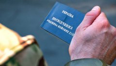 Солдат через львівський суд зобов’язав частину виплатити йому 1 млн грн за службу до 25 років