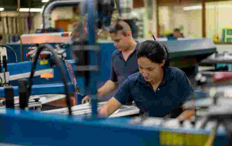 Зарплати в Україні зросли майже на 94% за чотири роки 