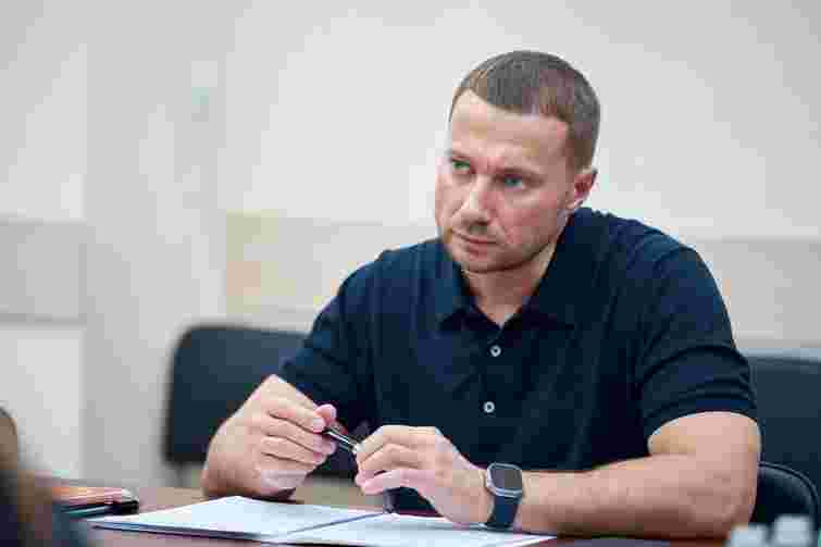 В АМКУ розповіли, чи виявили порушення на АЗС через зростання цін на пальне 