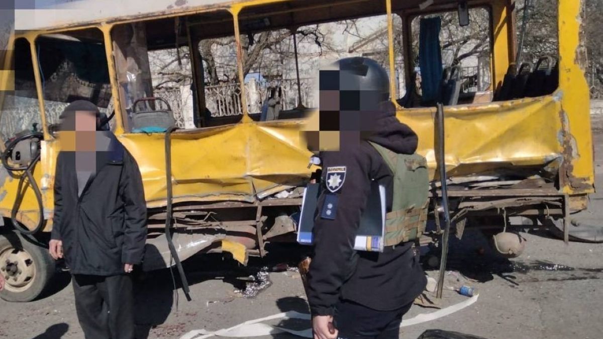 Росіяни атакували дроном маршрутку у Херсоні, постраждали 20 пасажирів