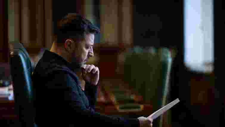 В Україні готують доплату пенсіонерам та впровадження кешбеку на пальне