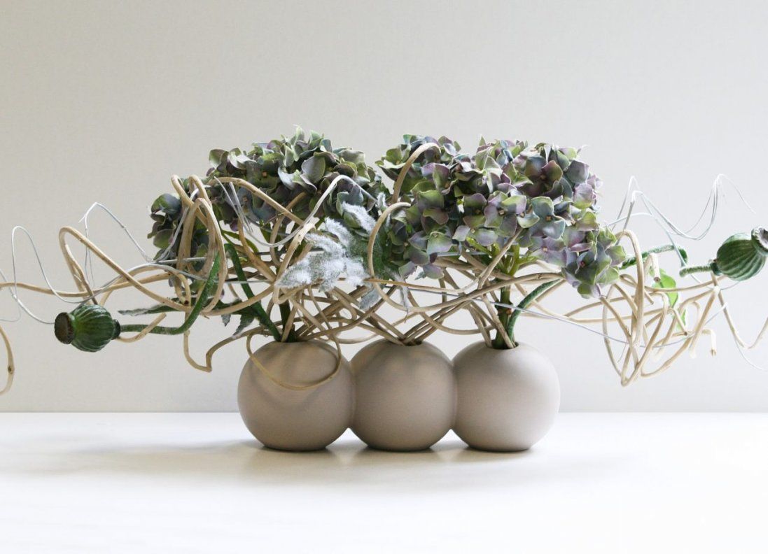 Штучні рослини - це дрібниці, що, втім, мають великий вплив на вигляд житла