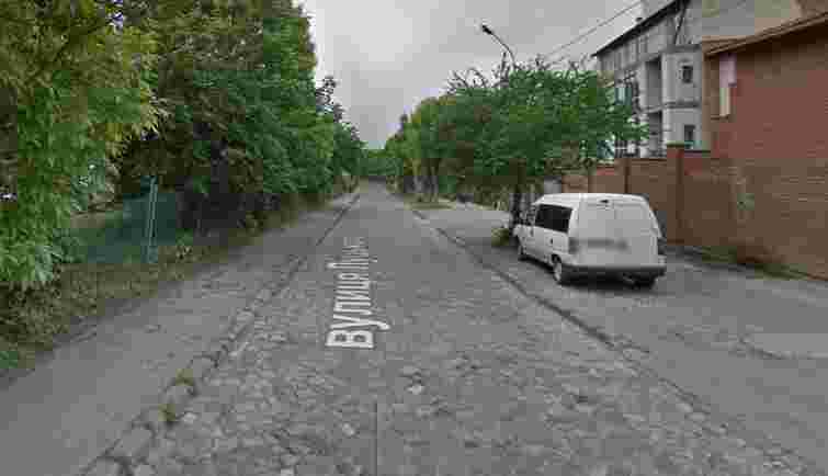 У Львові реорганізують рух на кількох вулицях і перенесуть зупинку