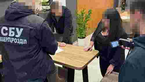 Слідство повідомило деталі підозри львівським чиновницям за фіктивне бронювання