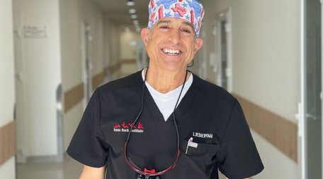 Дітей зі складними деформаціями хребта у Львові оперує спінальний  хірург світового рівня  