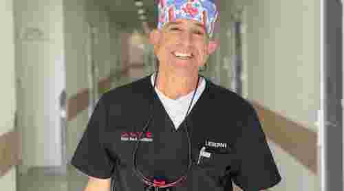 Дітей зі складними деформаціями хребта у Львові оперує спінальний  хірург світового рівня  