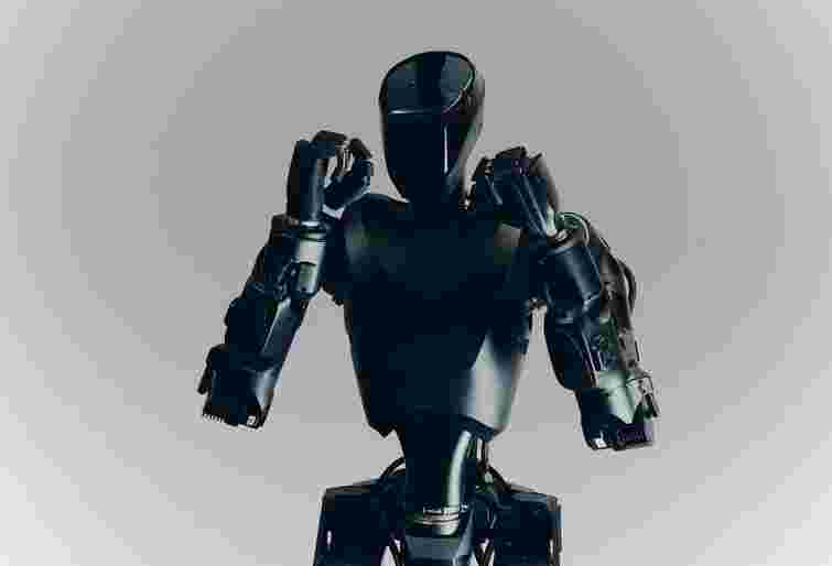 Україна випробовує гуманоїдних роботів Phantom MK-1