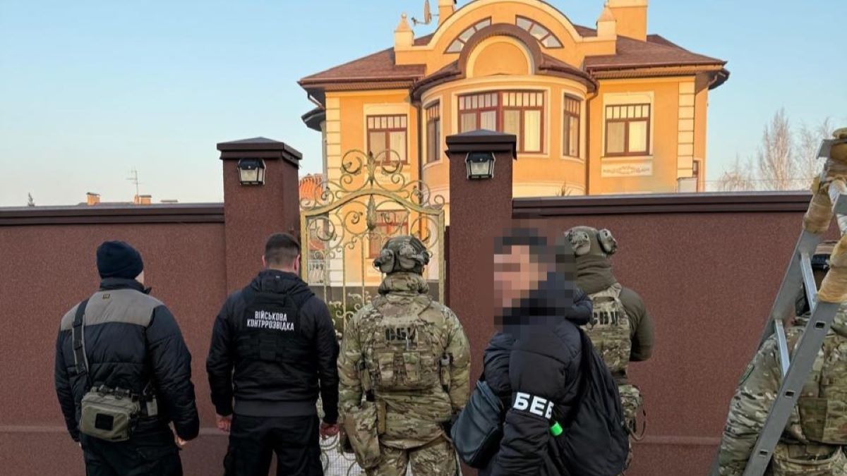 На Дніпропетровщині викрили розкрадання 14 млн грн на будівництві фортифікацій