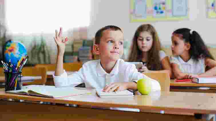 Міносвіти затвердило 13 ліцеїв з Львівщини, де уже з вересня учні навчатимуться 12 років