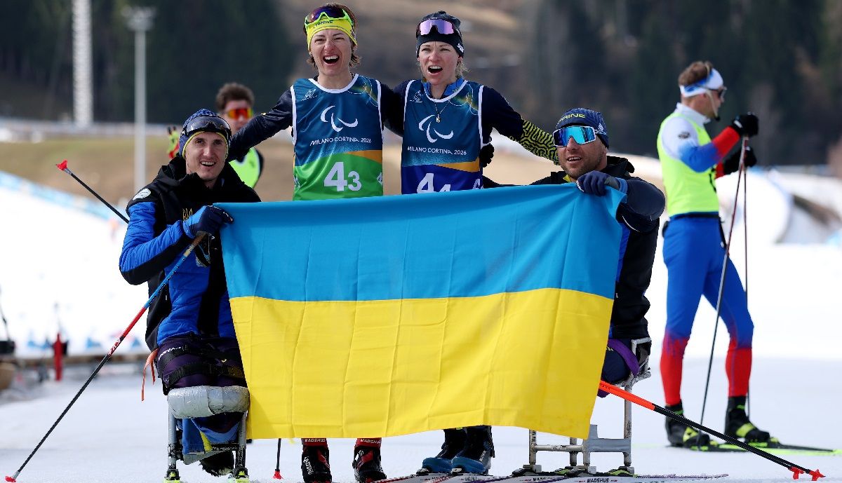 Збірна України завоювала срібло Паралімпіади-2026 у лижній естафеті