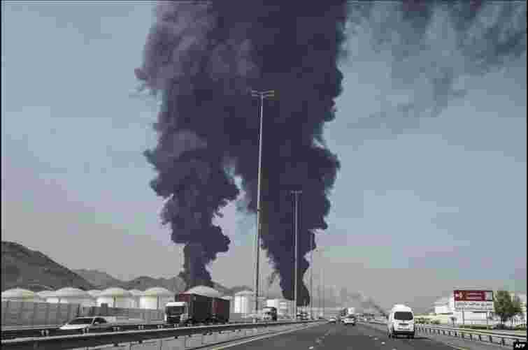 Іран завдав дронового удару по нафтосховищу в порту Фуджейра в ОАЕ
