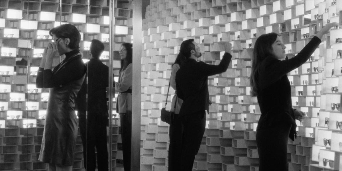 «Двоє людей, що обмінюються слиною»