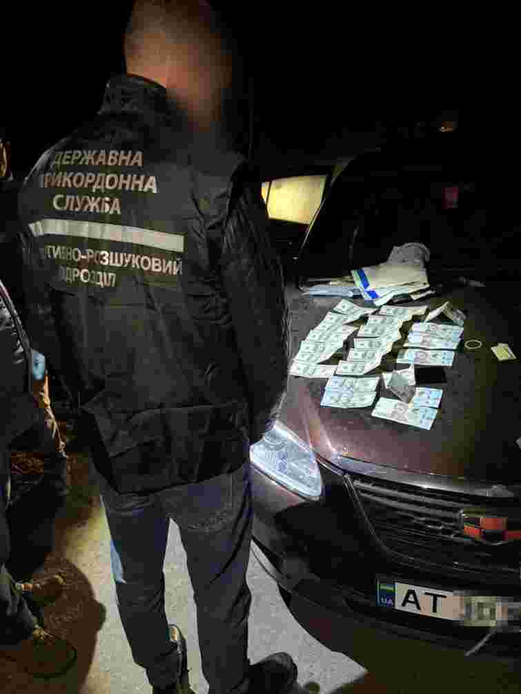 На Волині затримали франківця, який за 12 тис. доларів переправляв ухилянтів за кордон
