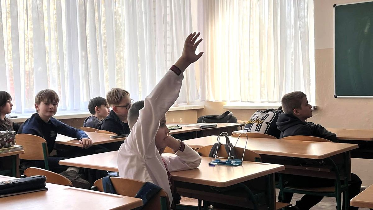 На Прикарпатті обрали шість ліцеїв, в яких з вересня учні навчатимуться 12 років