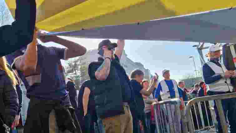 Лідер опозиційної партії «Тиса» заявив про провокацію з українським прапором у Будапешті