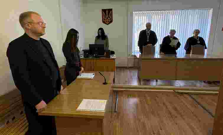 Жителька Тернопільщини отримала 12 років тюрми за вбивство сина з інвалідністю