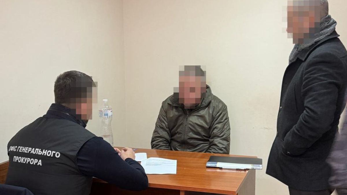Затримані на хабарі в сотні тисяч доларів топпосадовці СБУ отримали підозри
