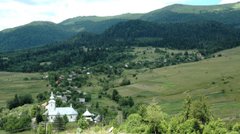 Мешканці села на Закарпатті виступили проти вирубки лісу для будівництва лінії електропередачі