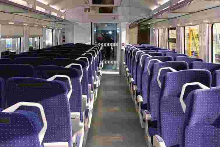 «Укрзалізниця» тимчасово обмежила рух поїздів Інтерсіті до Харкова