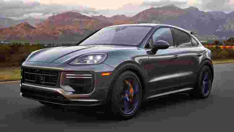 Кіберполіцейський Багола отримав у спадок від 75-річної матері автомобіль за 4 млн грн