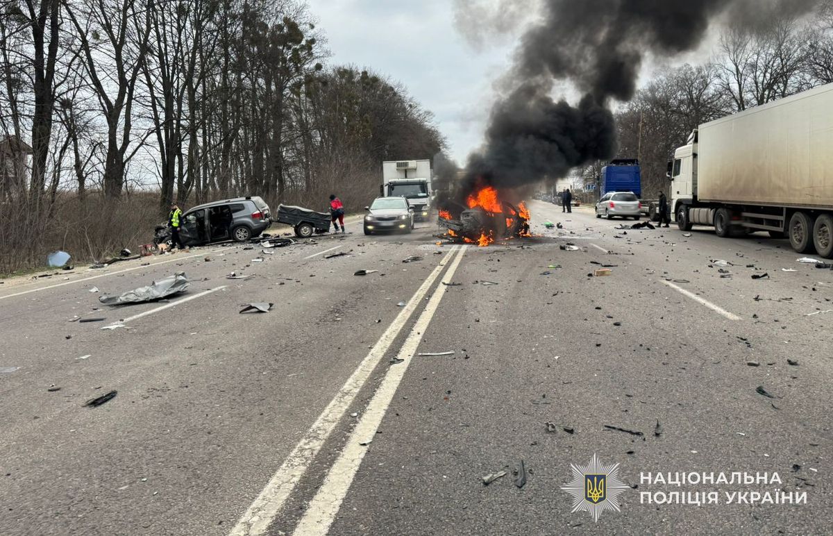 У Дублянах під час зіткнення вибухнув автомобіль, є загиблі