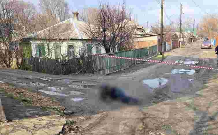 У Словʼянську перехожий застрелив поліцейського під час перевірки документів 