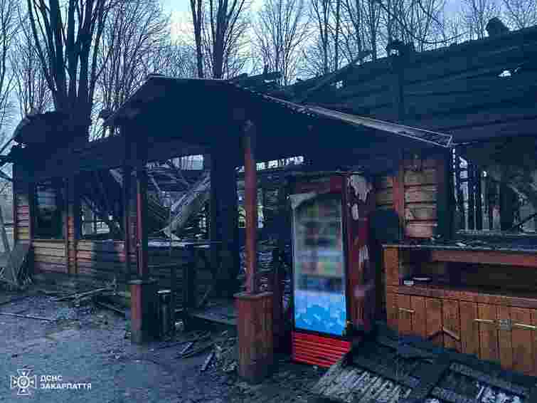 У Боздоському парку Ужгорода згорів відомий ресторан