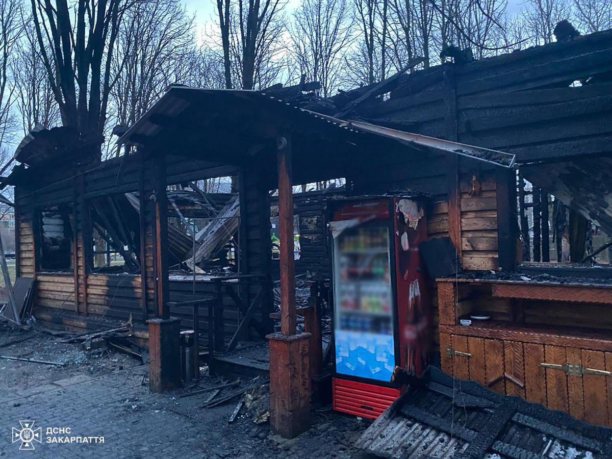 У Боздоському парку Ужгорода згорів відомий ресторан