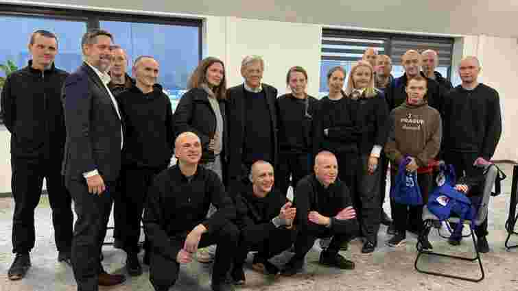 Лукашенко помилував 250 політвʼязнів після зняття санкцій США з білоруських компаній