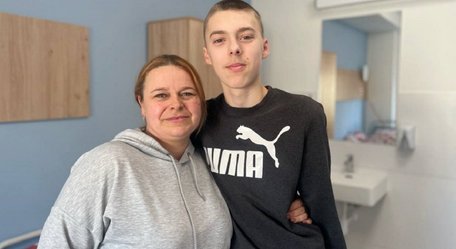 Хірурги провели у Львові надскладну операцію 16-річному підлітку з критичним викривленням хребта