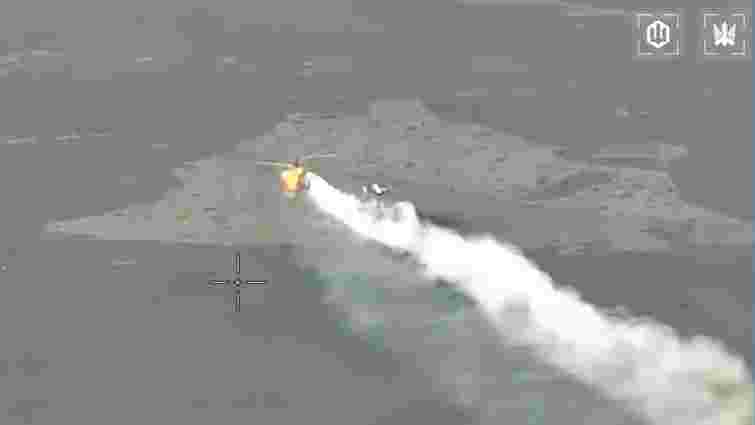 Сили безпілотних систем знищили FPV-дроном російський гелікоптер Ка-52