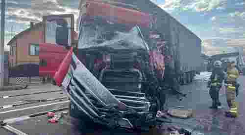 Біля Мукачева водій вантажівки виїхав на зустрічну смугу та вчинив смертельну ДТП