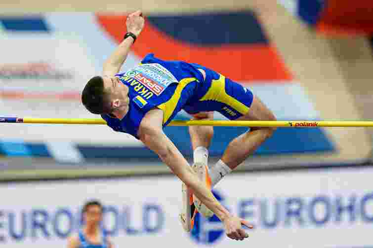 Олег Дорощук вперше в кар'єрі став чемпіоном світу зі стрибків у висоту в приміщенні