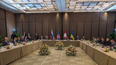 США посилюють тиск на Україну щодо виведення військ із Донецької області