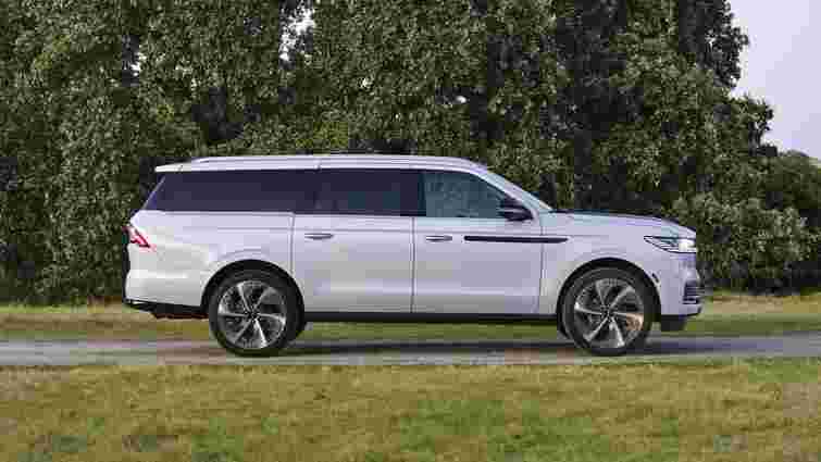 Ford відкликає понад 250 тисяч позашляховиків через збій у програмному забезпеченні

