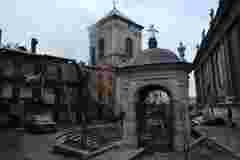 Польська міністерка закликала допомогти відновити історичний центр Львова після удару РФ