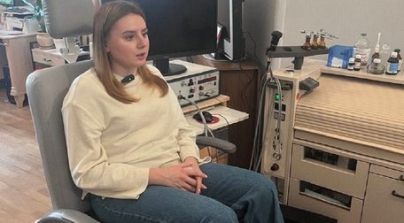 Львівські фоніатри повернули 24-річній тернополянці  втрачений після вірусної інфекції голос