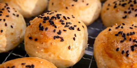 Чизбургер у листковому тісті.  Рецепт дня