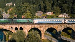 «Укрзалізниця» склала маршрут до популярних туристичних громад у Карпатах