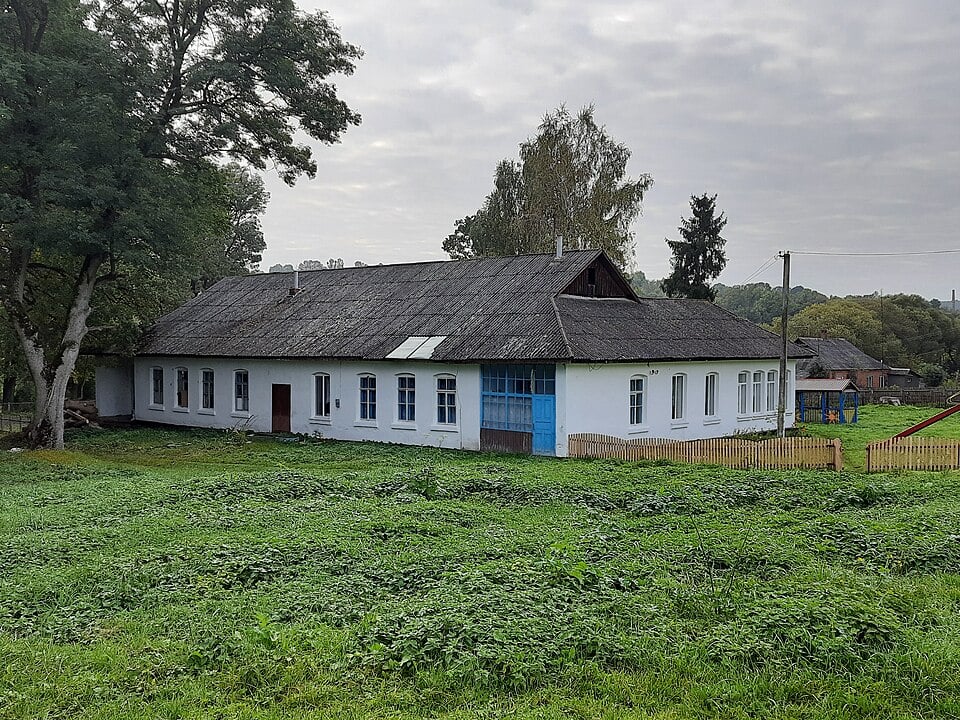 Будівля дитячого садка (фото Петра Грушка з Вікіпедії)