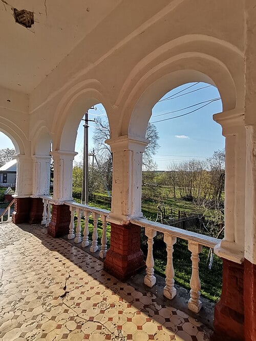 Галерея (фото з Вікіпедії)