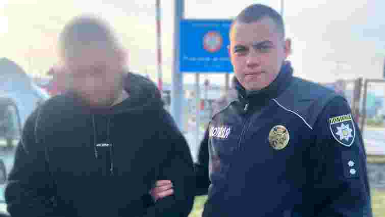 З Чехії екстрадували 25-річного прикарпатця, який одним ударом убив мешканця села