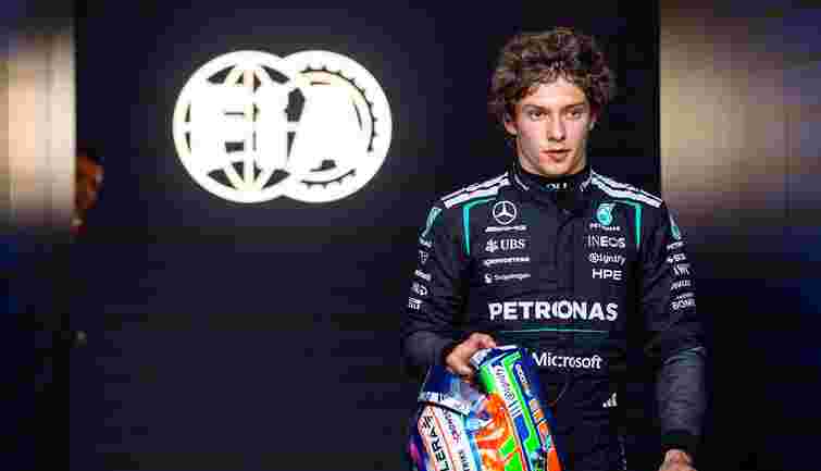 Антонеллі сенсаційно виграв Гран-прі Японії, очоливши загальний залік пілотів Формули-1