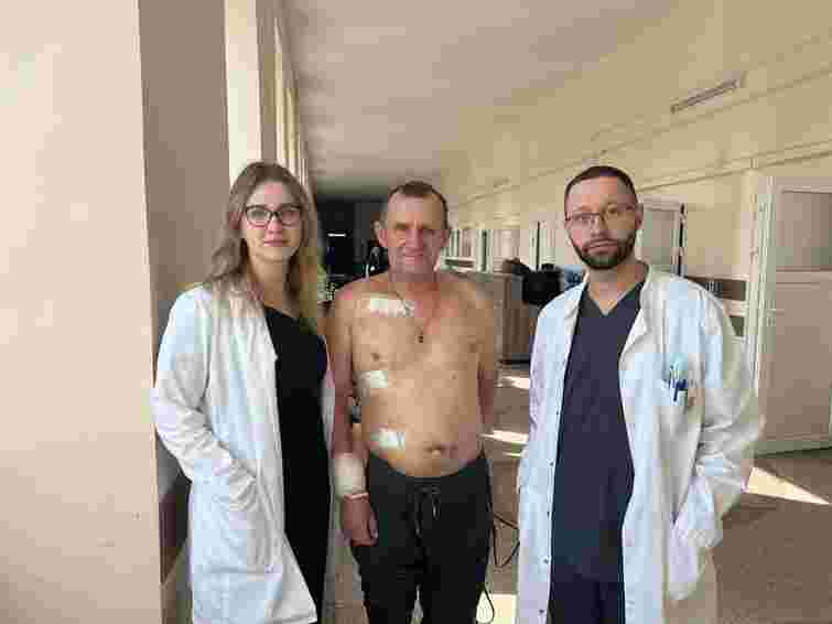 Львівські лікарі  зберегли ногу від ампутації і попередили інфаркт у 55-річного пацієнта 