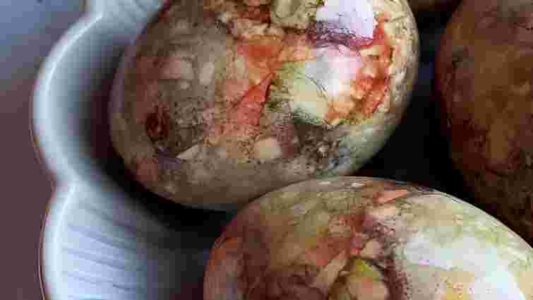 Все простіше, ніж здається спершу: як зробити мармурові крашанки