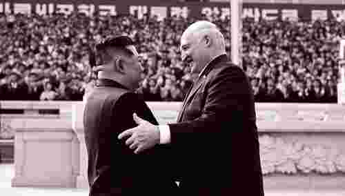 Лукашенко і Кім Чен Ин: побратимство диктаторів