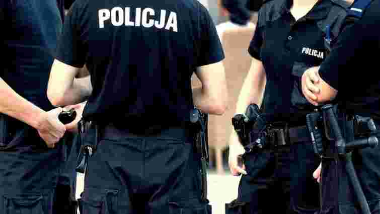 У Польщі затримали 40-річну українку, яка допомагала білорусам незаконно отримувати візи 